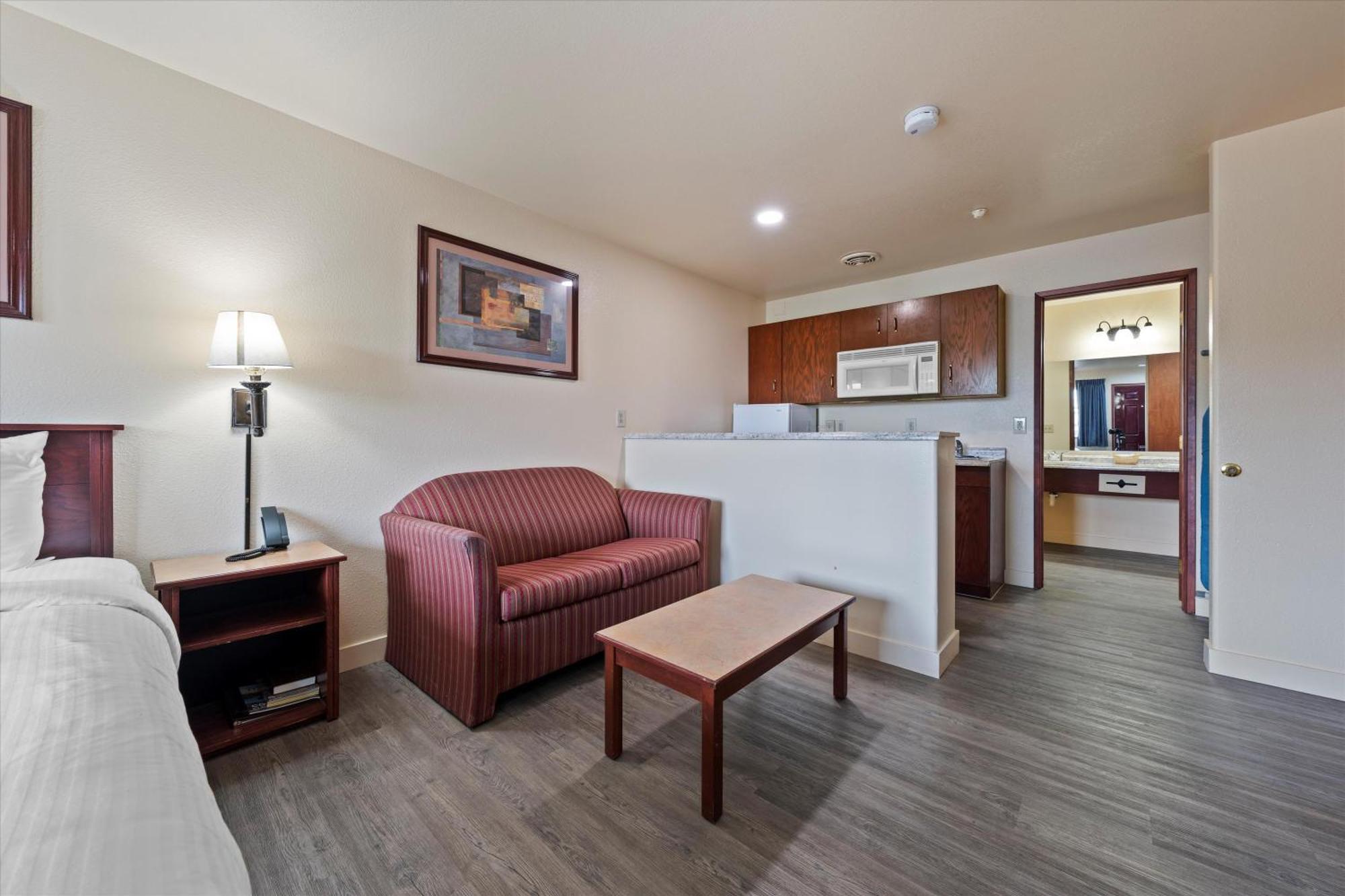 Inn&suites *