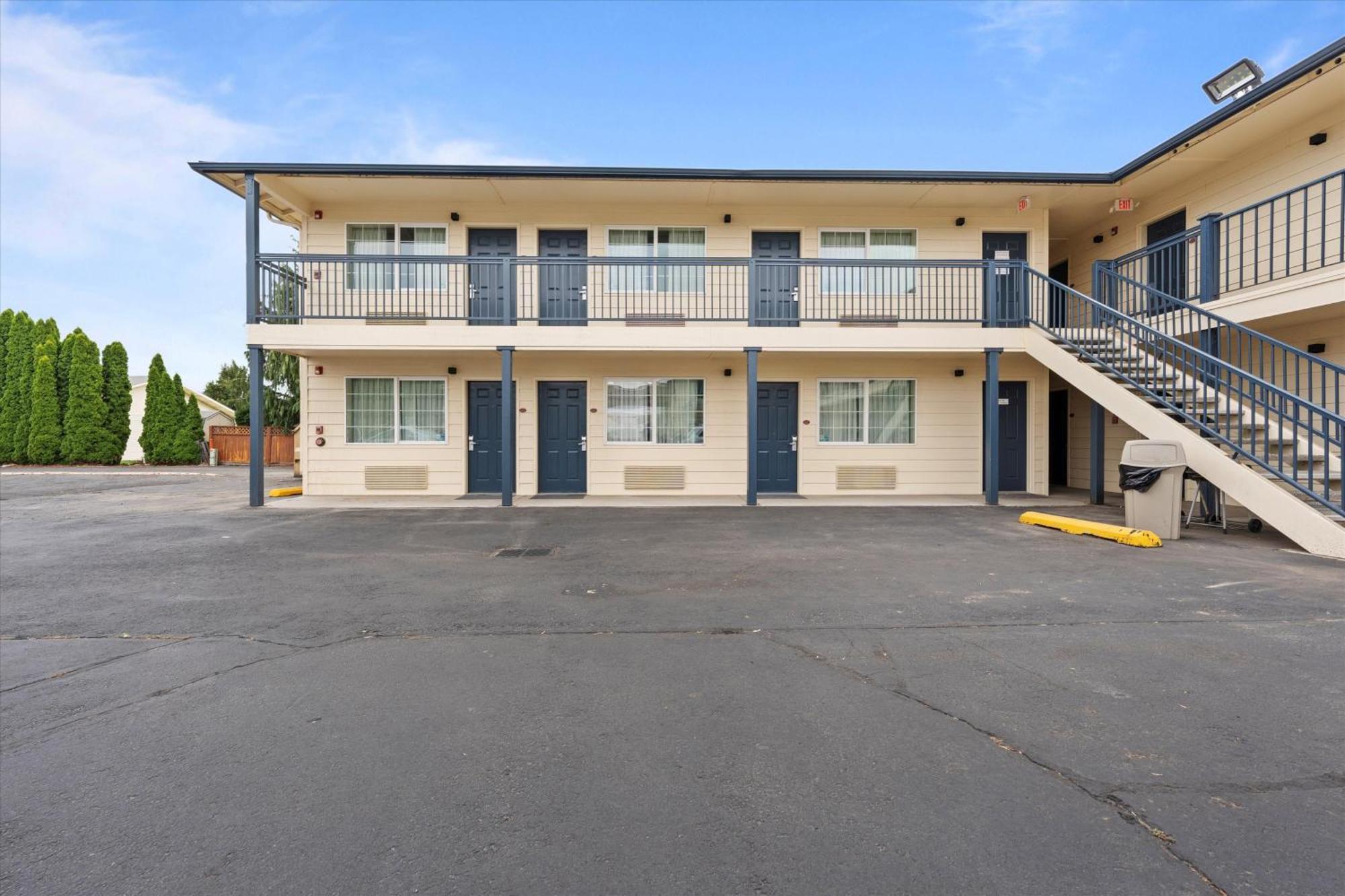 And Motel